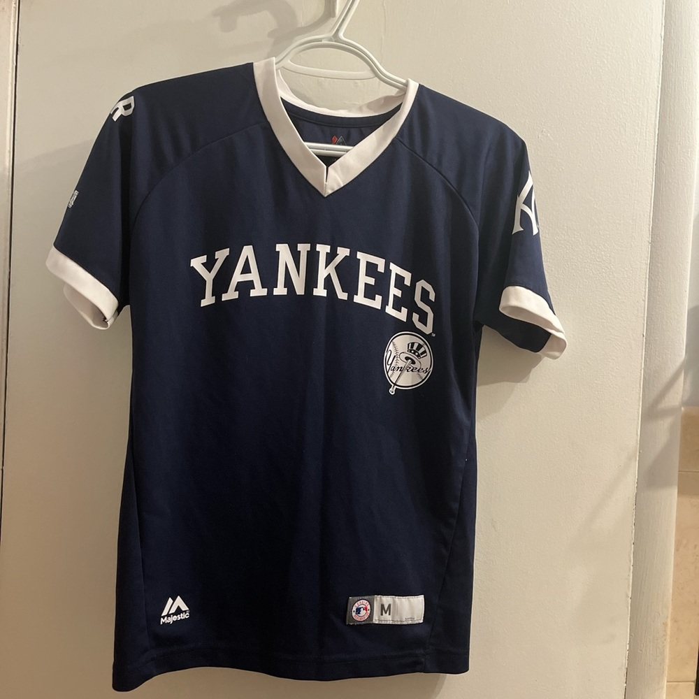 Majestic Yankees Dark Blue Tee with White Details